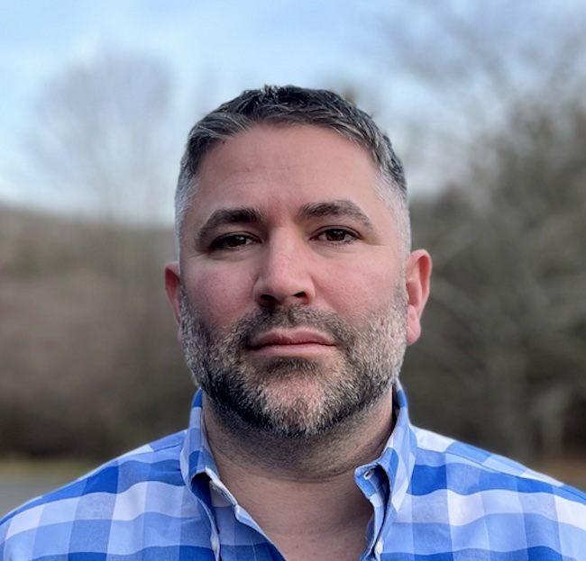 Aaron Burch is CEO and co-founder of Touchstone Research. 